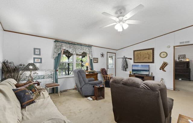 1522  Forest Trail Dr, Bandera, TX 78003 — photo 13