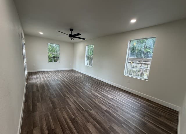 236  Brenner St, San Antonio, TX 78237 — photo 11