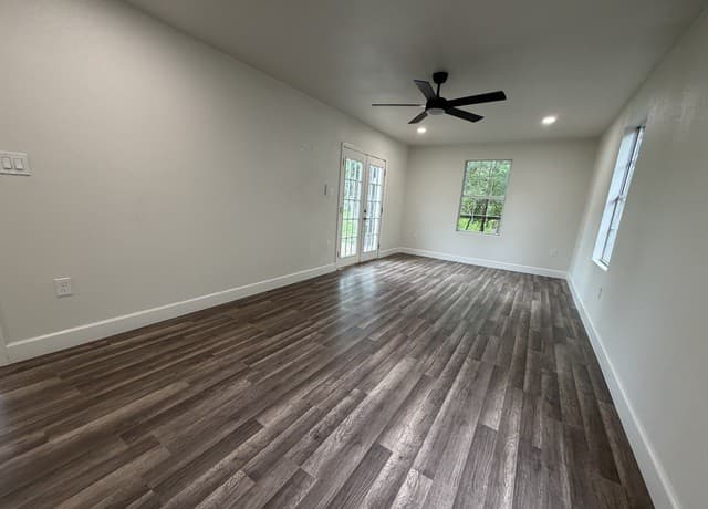 236  Brenner St, San Antonio, TX 78237 — photo 12
