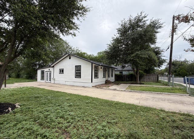 236  Brenner St, San Antonio, TX 78237 — photo 18