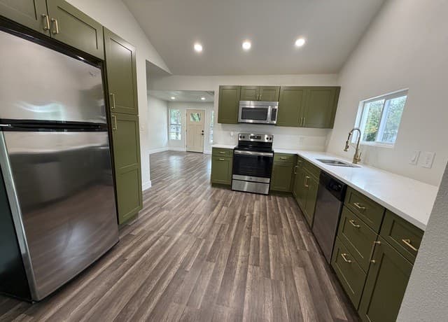 236  Brenner St, San Antonio, TX 78237 — photo 7