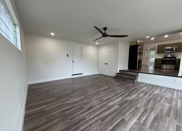 236  Brenner St, San Antonio, TX 78237 — photo 9
