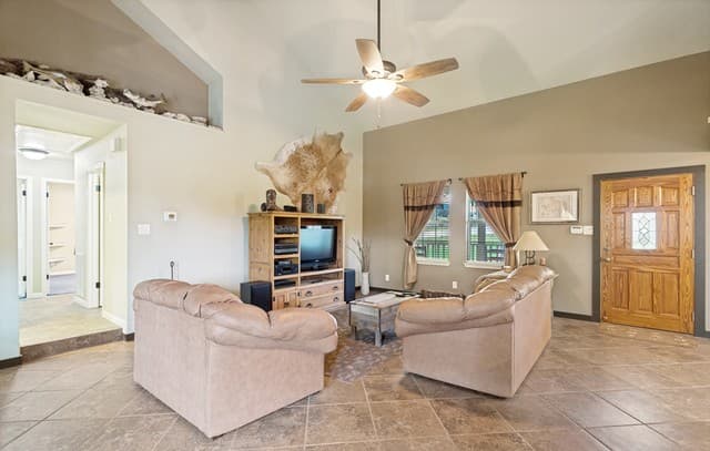 26371  Dull Knife Trl, San Antonio, TX 78255 — photo 5