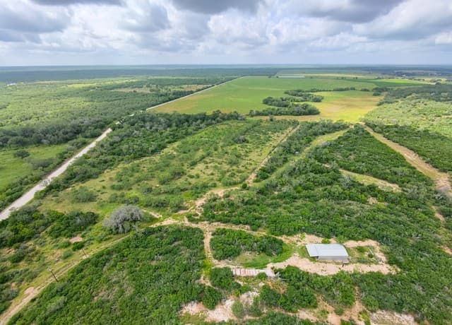8711  County Road 1301