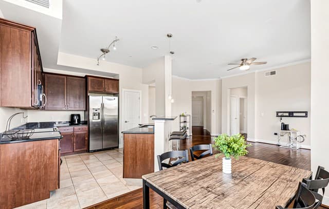 7342  Oak Manor Unit 7301, San Antonio, TX 78229 — photo 13