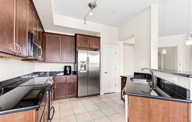 7342  Oak Manor Unit 7301, San Antonio, TX 78229 — photo 14