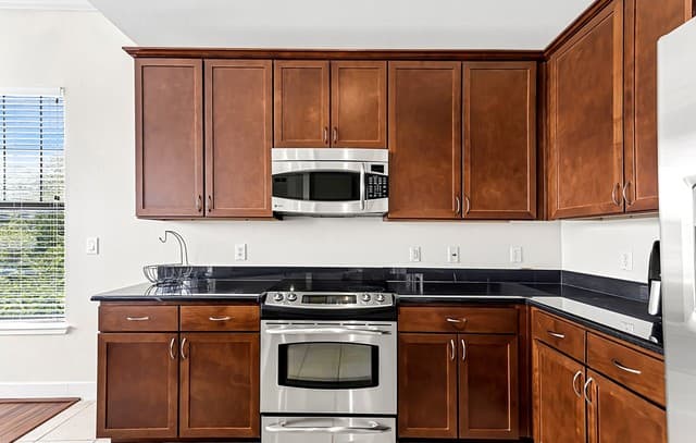 7342  Oak Manor Unit 7301, San Antonio, TX 78229 — photo 16