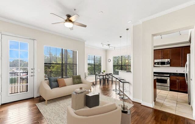 7342  Oak Manor Unit 7301, San Antonio, TX 78229 — photo 3