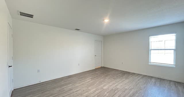 12030  Picard Bnd, San Antonio, TX 78221 — photo 22