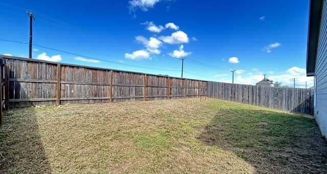 12030  Picard Bnd, San Antonio, TX 78221 — photo 24