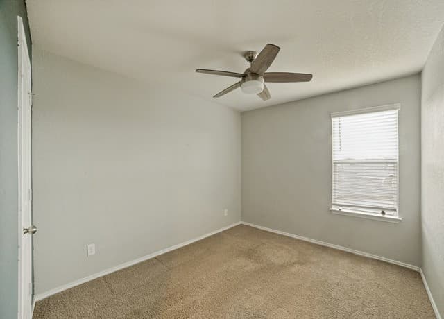 3430  Angus Crk, San Antonio, TX 78245 — photo 8