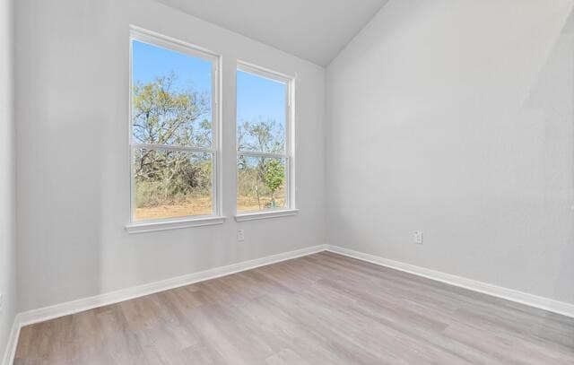 174  Firewheel Loop, Floresville, TX 78114 — photo 18