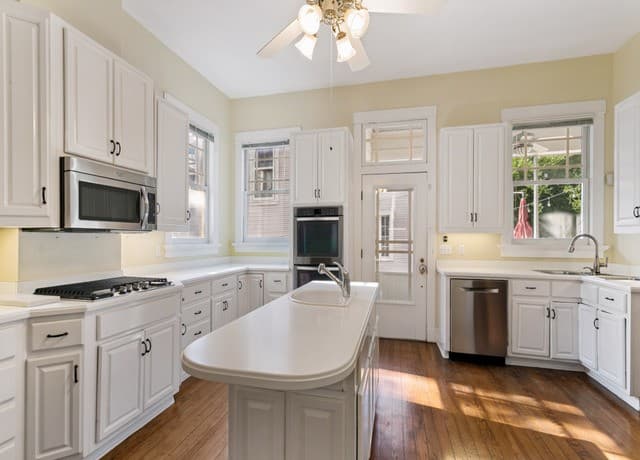 125 W Agarita Ave., San Antonio, TX 78212 — photo 15