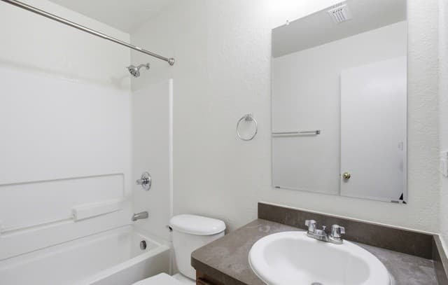 5414  Harefield Dr, San Antonio, TX 78228 — photo 23
