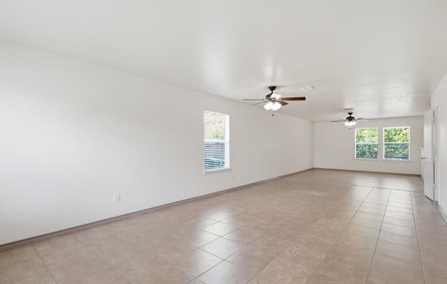 5414  Harefield Dr, San Antonio, TX 78228 — photo 4