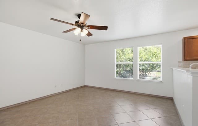5414  Harefield Dr, San Antonio, TX 78228 — photo 7