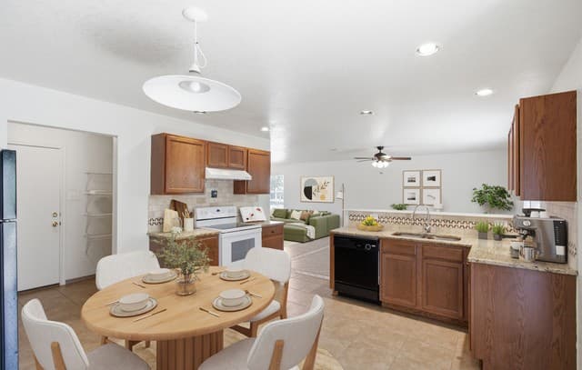 5414  Harefield Dr, San Antonio, TX 78228 — photo 9