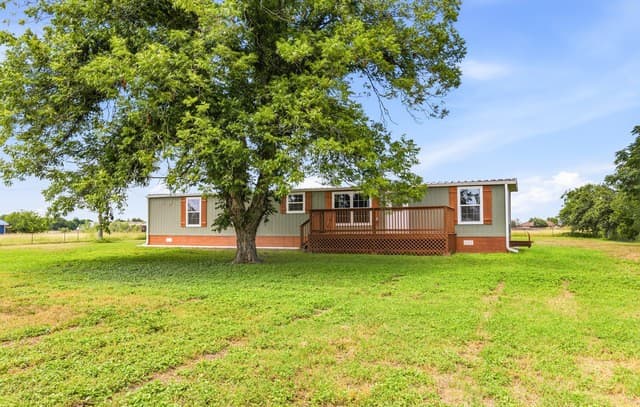 16345  Fm 463, Lytle, TX 78052 — photo 2