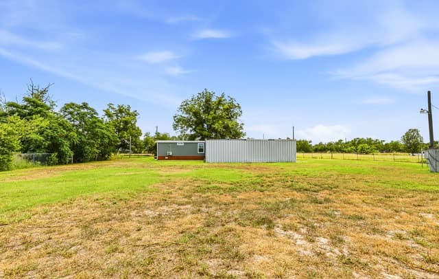 16345  Fm 463, Lytle, TX 78052 — photo 23