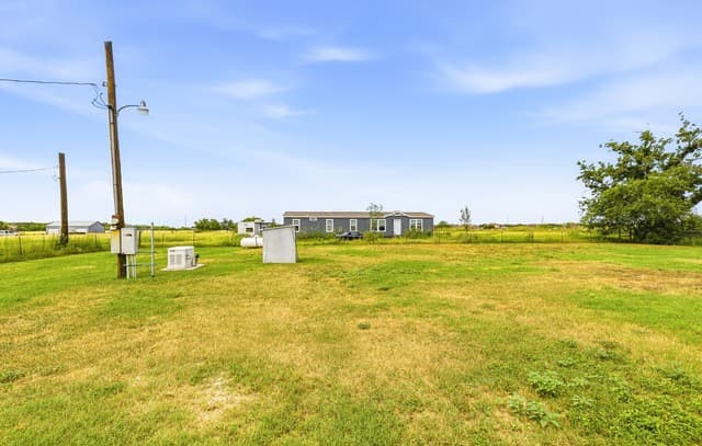 16345  Fm 463, Lytle, TX 78052 — photo 24