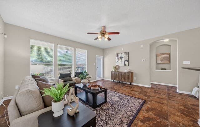 205 Ranch House Rd, Cibolo, TX 78108 — photo 9