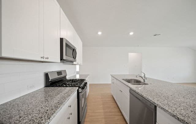15048  Nettleton Mill, San Antonio, TX 78254 — photo 13