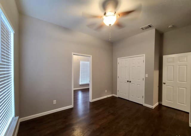 228  Lotus AVE Unit 201, San Antonio, TX 78210 — photo 2