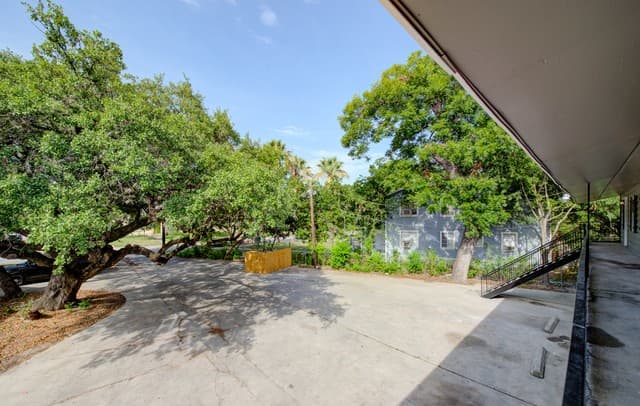 218  Natalen Ave, San Antonio, TX 78209 — photo 9