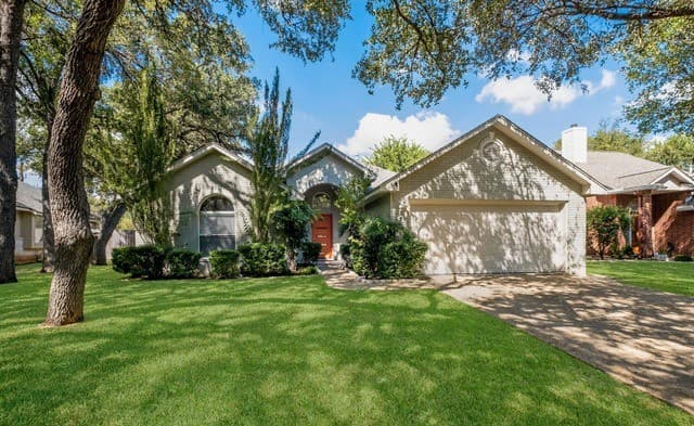 5 Carah Ct