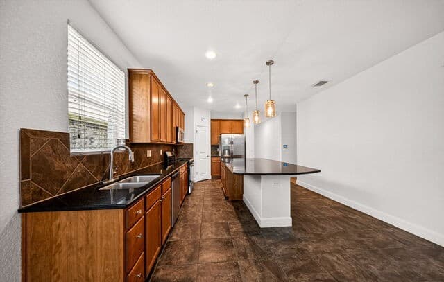7915  Cenote Dr, San Antonio, TX 78254 — photo 11