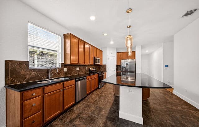 7915  Cenote Dr, San Antonio, TX 78254 — photo 12