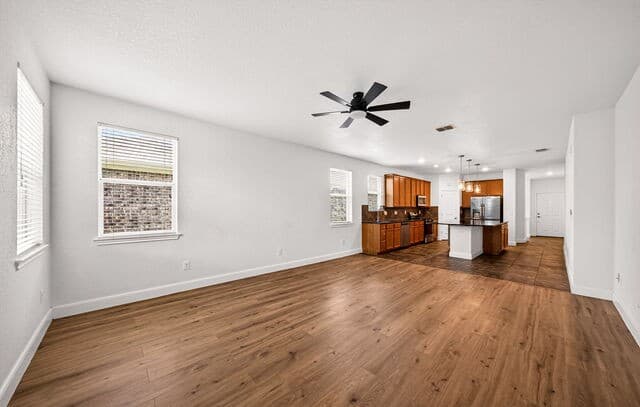 7915  Cenote Dr, San Antonio, TX 78254 — photo 6