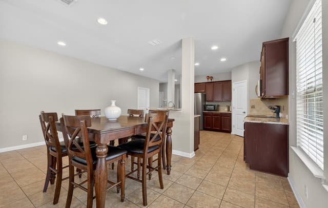 232  Albarella, Cibolo, TX 78108 — photo 16