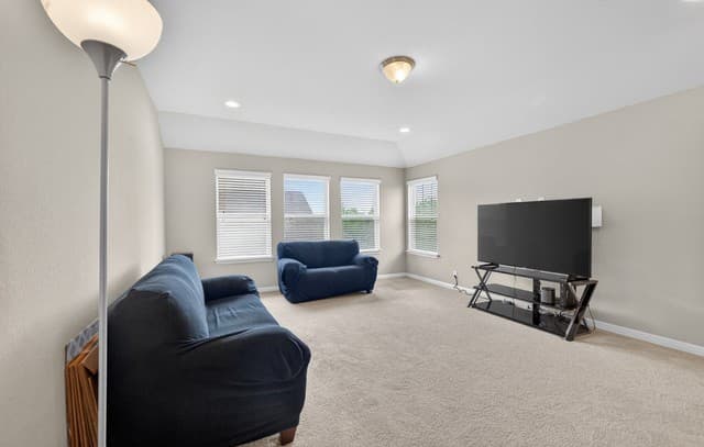 232  Albarella, Cibolo, TX 78108 — photo 21