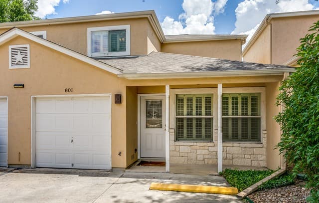 3202 Eisenhauer #801 Unit 801