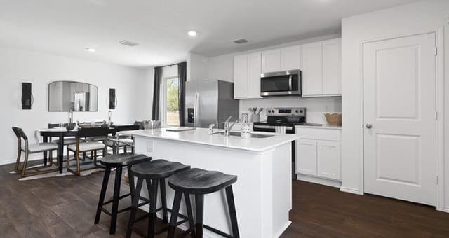 10820  Kiku, San Antonio, TX 78252 — photo 8