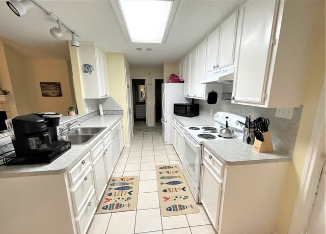440  Watts, Canyon Lake, TX 78133 — photo 13