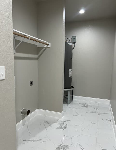 215 County Road 1614, Moore, TX 78057 — photo 22