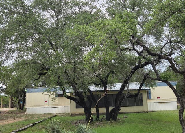 115  Timberline Dr, Bandera, TX 78003 — photo 2