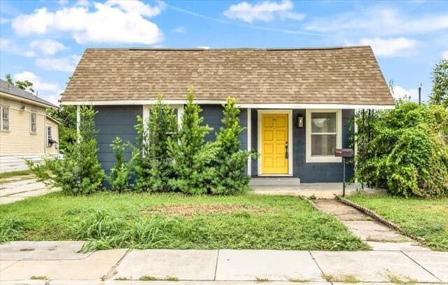 1112 Fresno