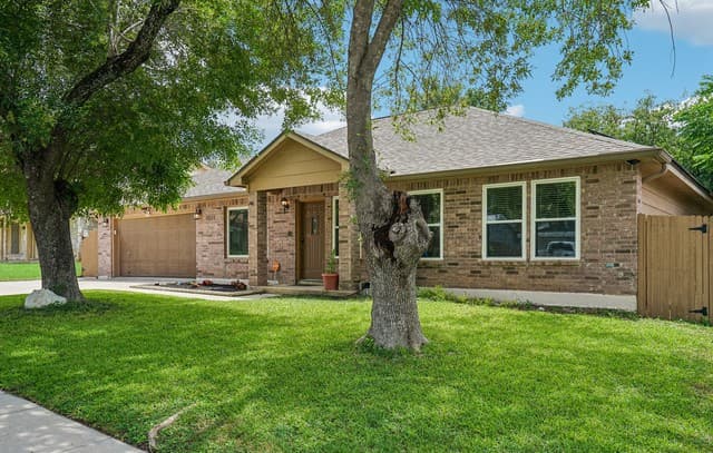 11914  Briarpath St, San Antonio, TX 78249 — photo 2