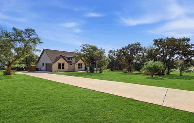 860 Rayner Ranch