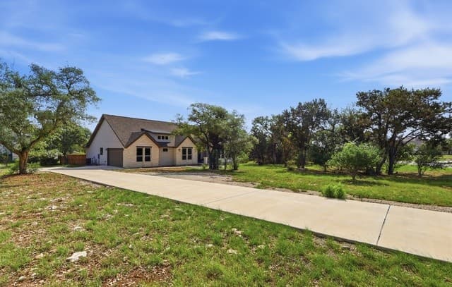 860  Rayner Ranch, Spring Branch, TX 78070 — photo 2