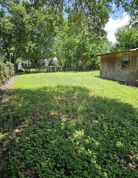 957  Crystal, San Antonio, TX 78211 — photo 10