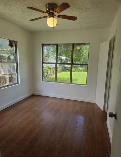 957  Crystal, San Antonio, TX 78211 — photo 7