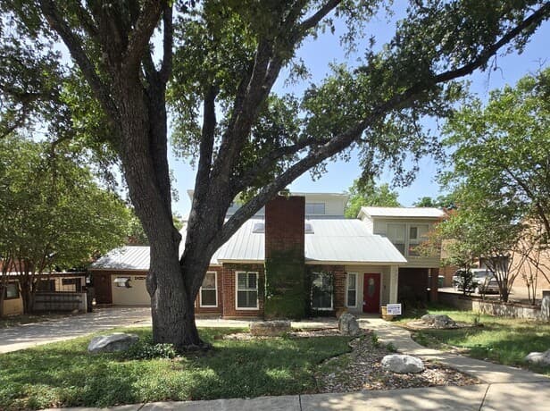 3623  Green Spg, San Antonio, TX 78247 — photo 3