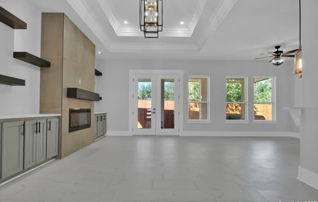 1363  Canyon Edge, Canyon Lake, TX 78133 — photo 2