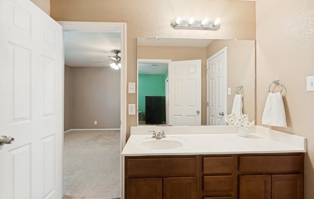 829  Marbella, Cibolo, TX 78108 — photo 21