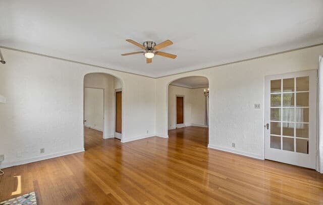 326 E Mistletoe Ave, San Antonio, TX 78212 — photo 17