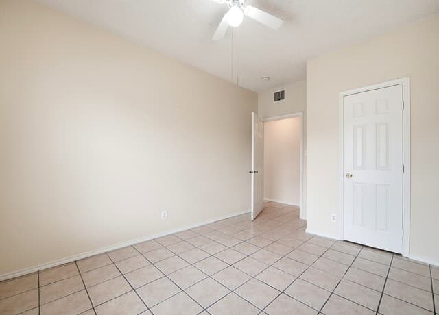 7642-7448  Windsor Oaks, San Antonio, TX 78239 — photo 14